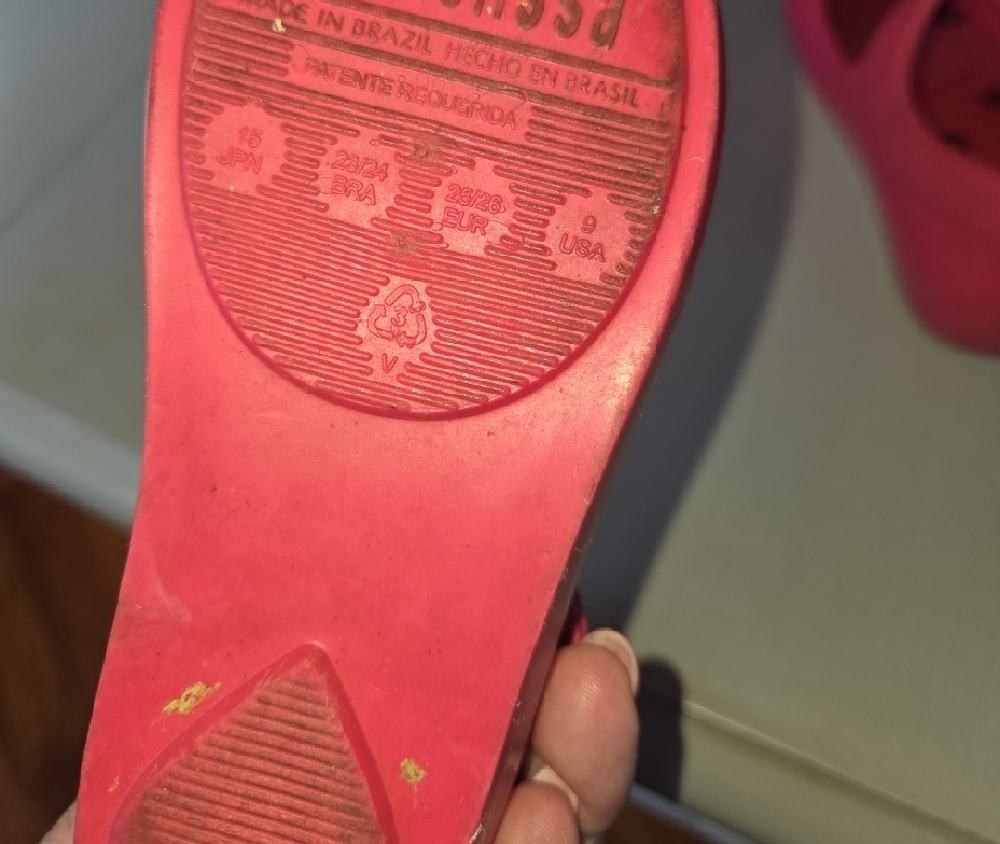 Mini Melissa Pink Mary Jane Shoes with Cat Design - Picture 8 of 8